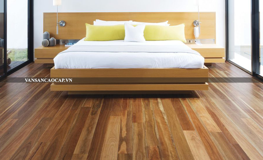 Lắp sàn gỗ cho phòng ngủ nhỏ